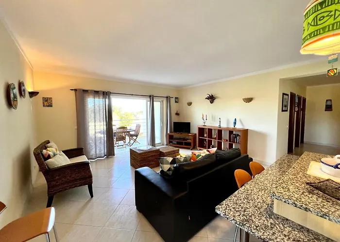 Alvor Paradise With Pool By Homing